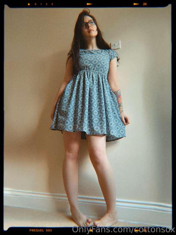 Heyyyy my love. Do you like this little dress? I’ve had it f..