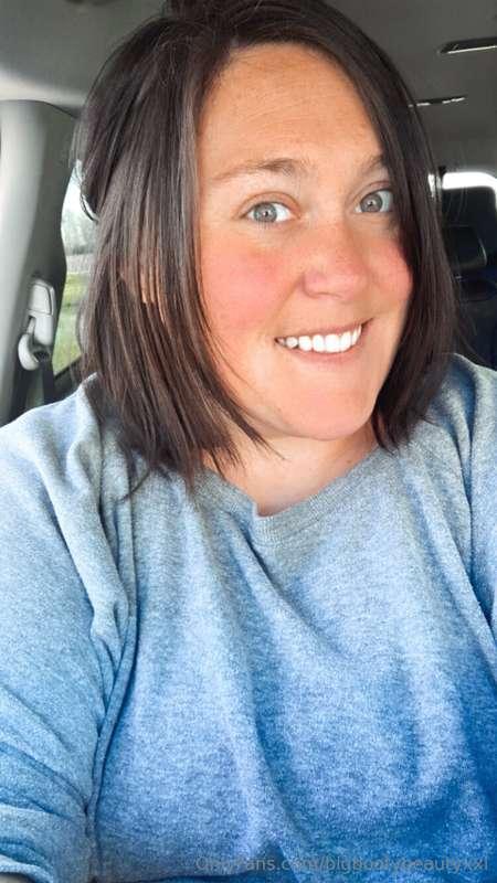 Sorry about the no make up pic but wanted to show off my hai..