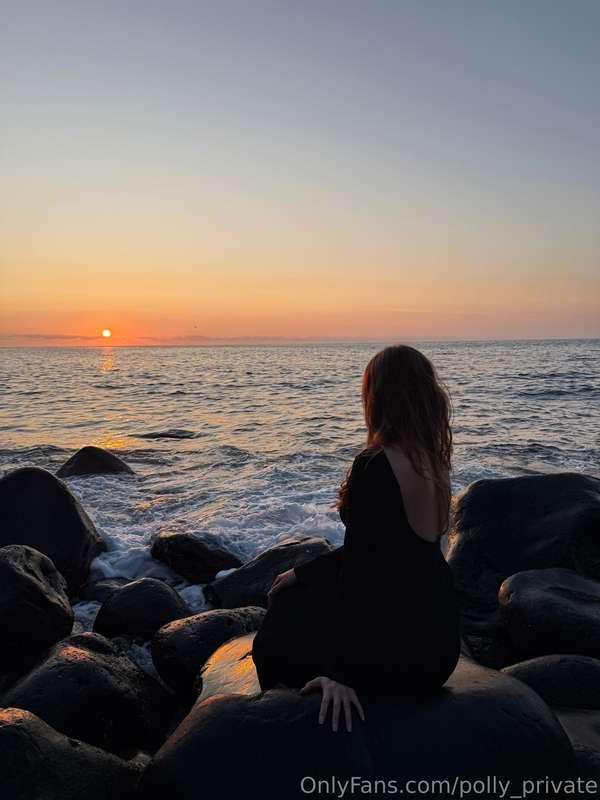 More than anything, I wish I could watch the sunset not alon..