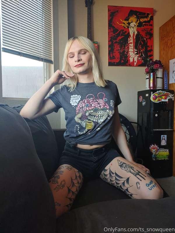 Got those tittie wow wows 👀