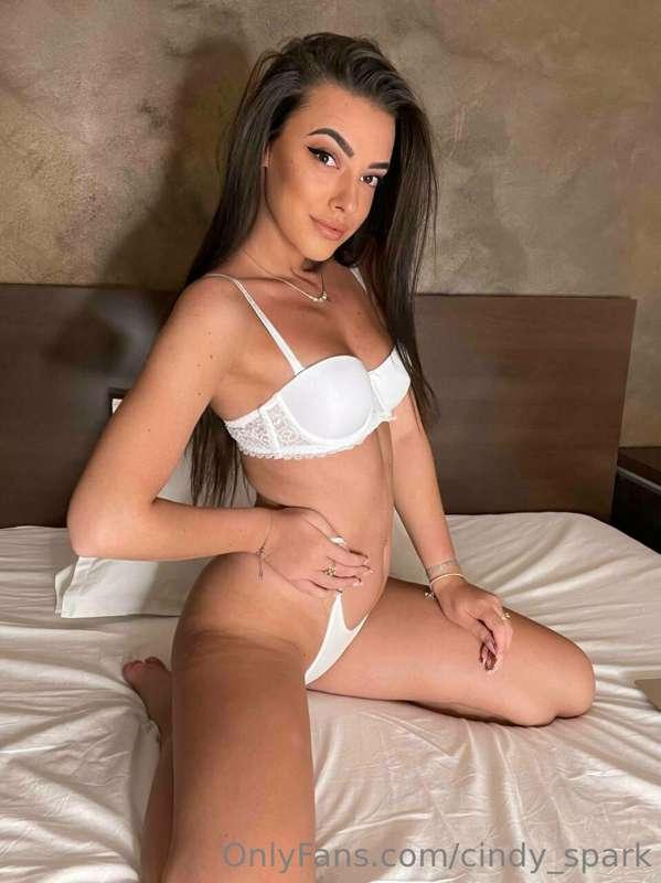 @teeniejazlyn is a tiny freshman who wants to show you what ..