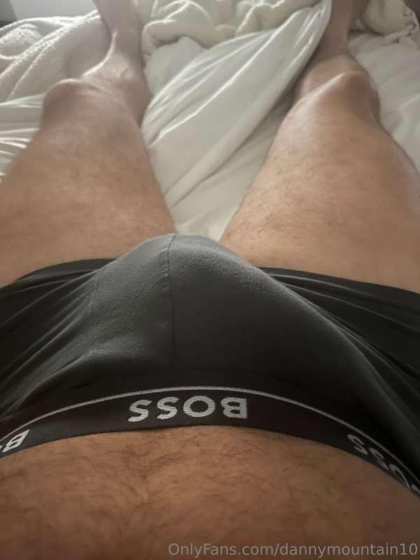 Would you be down to come over and ride this thick cock? 🍆