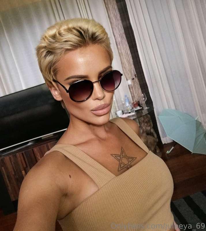 Write to me in private messages on my VIP page, I love to co..