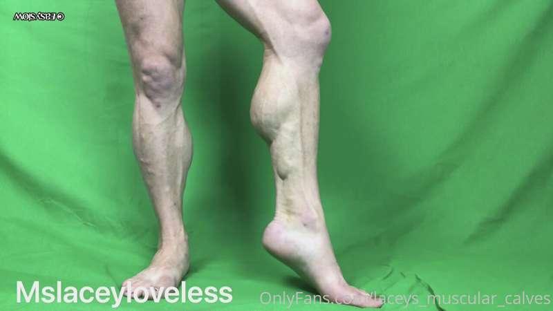 laceys_muscular_calves image #0
