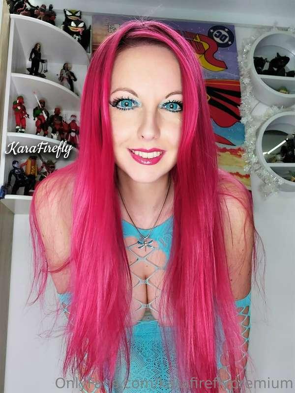 Blue Net Body, Pink Hair Part 1 :-)