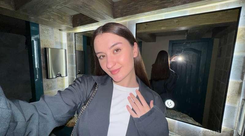 Hey there🤗! I’m Polina @polina_p, and I love experiencing li..