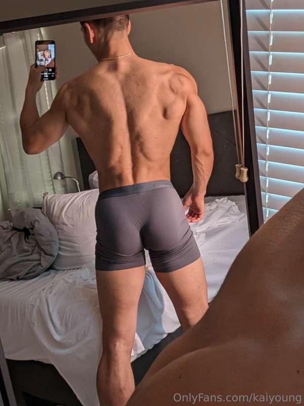 how do you like back day 👀🥵
