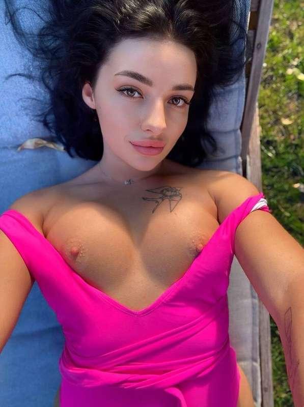 Imagine that @li_mei_69 is a new Asian student in your sex c..