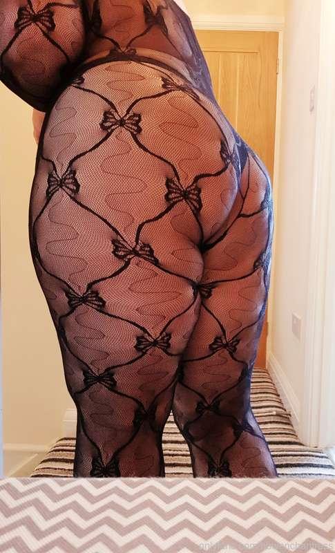 How good does my ass look.... want a closer look 😉