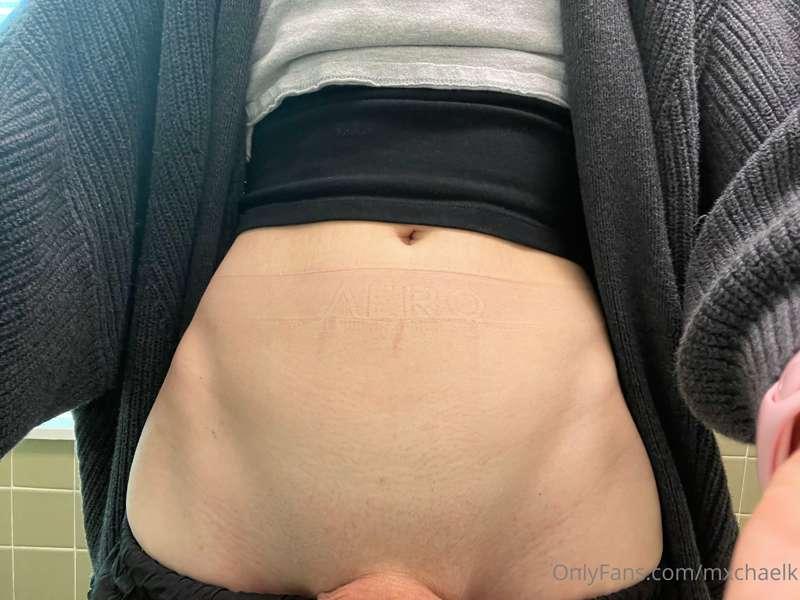 the logo on my waist 🤣
