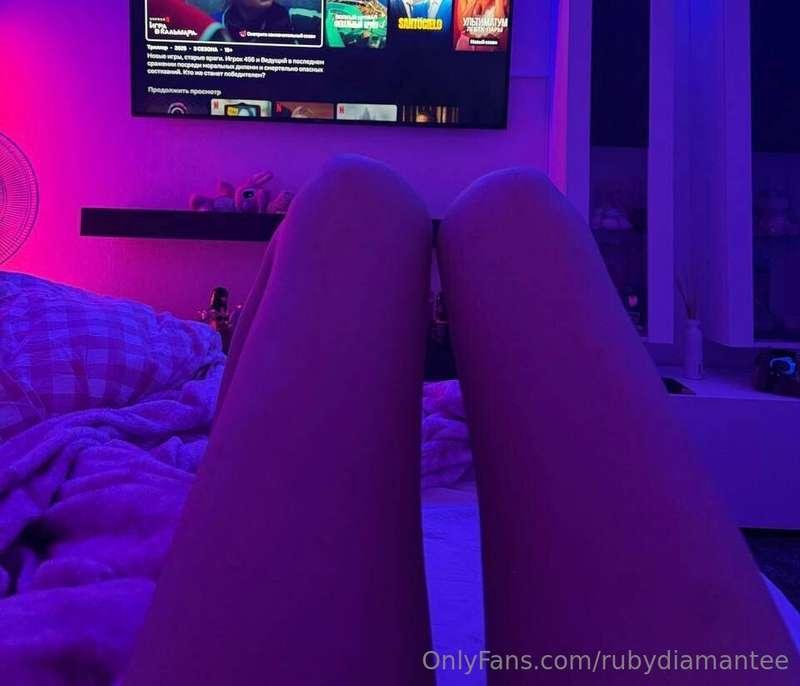 The hardest choice - ALWAYS 🙈🙊 choose a movie for the evenin..