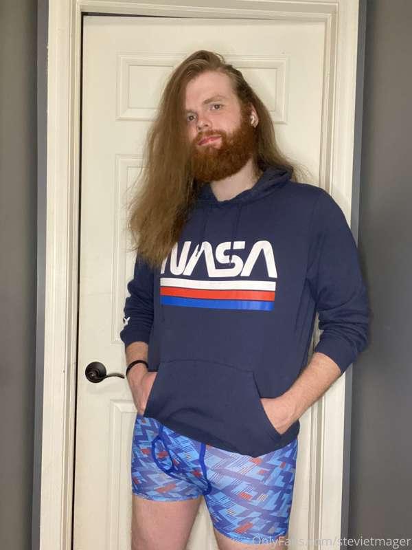 I heard you like guys with long hair and big fat cocks.