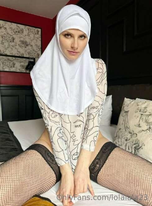 MUSLIM NAUGHTY GIRL🧕🏻🔥
FREE SUBSCRIPTION🥵
VERY big ass😏
@nur..