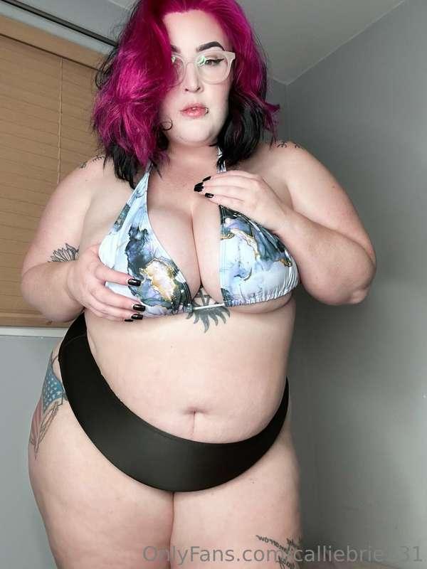It’s chilly outside but we can make it hot in my bedroom
