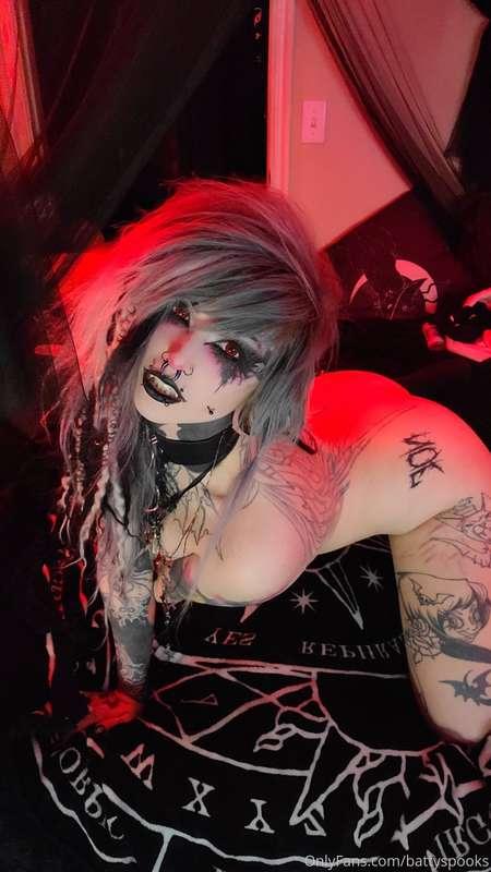 I'll be posting the rest throughout the night c;