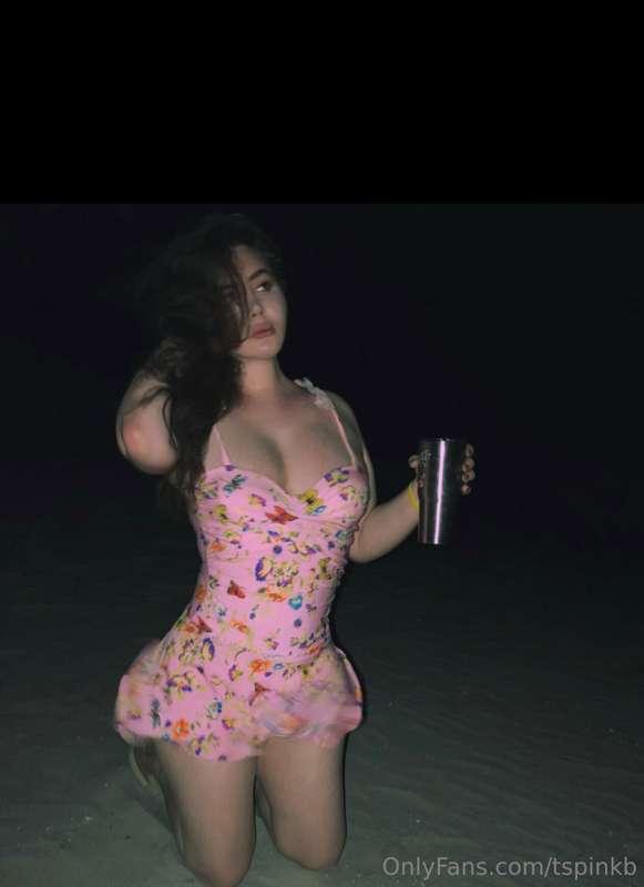 Wish you’d fuck me on the beach at night