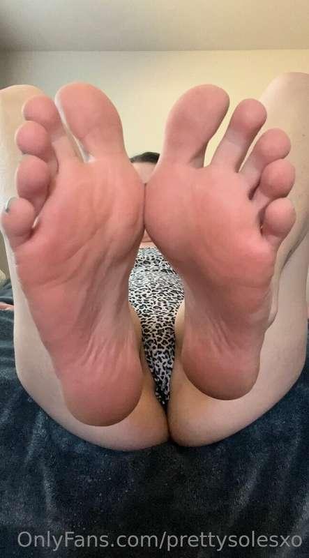 prettysolesxo image #4