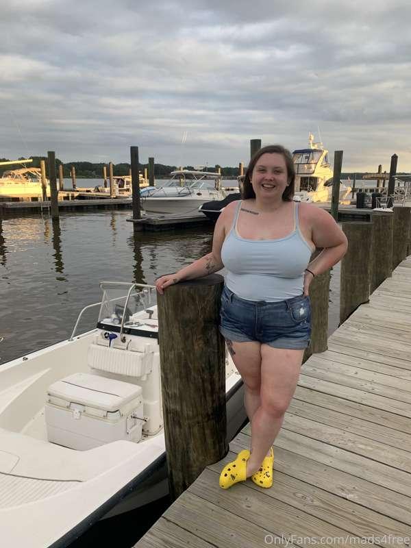 hi i’m on vacation