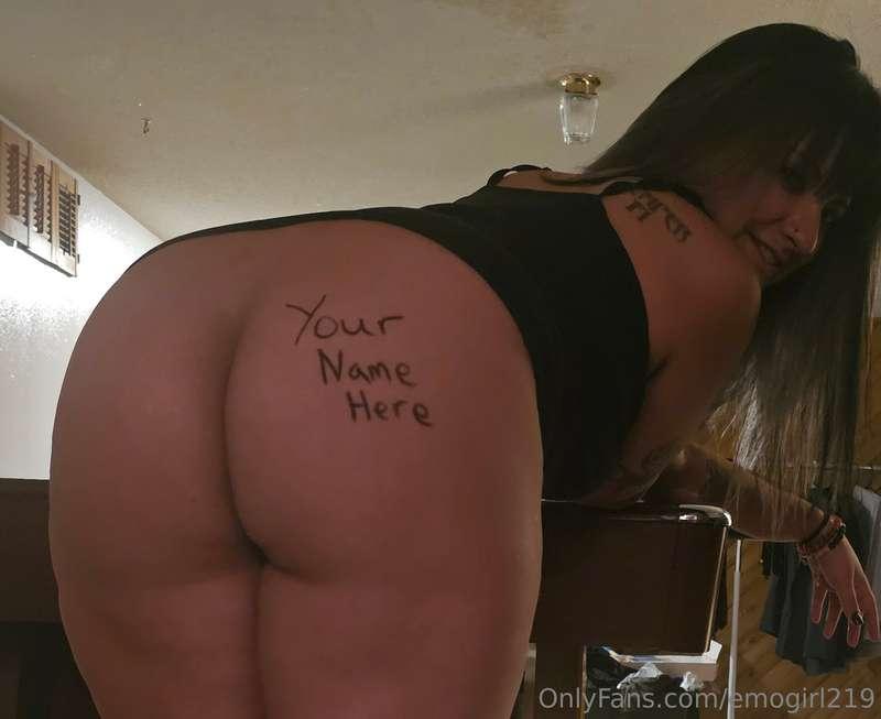 I just entered this contest!! Hurry and vote for me :) if yo..