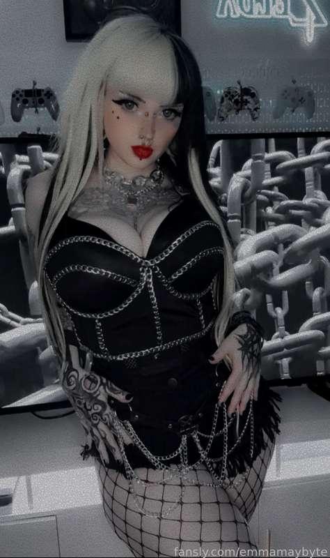 emmamaybyte image #21