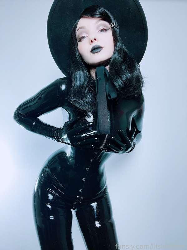 lilslvkitten image #4