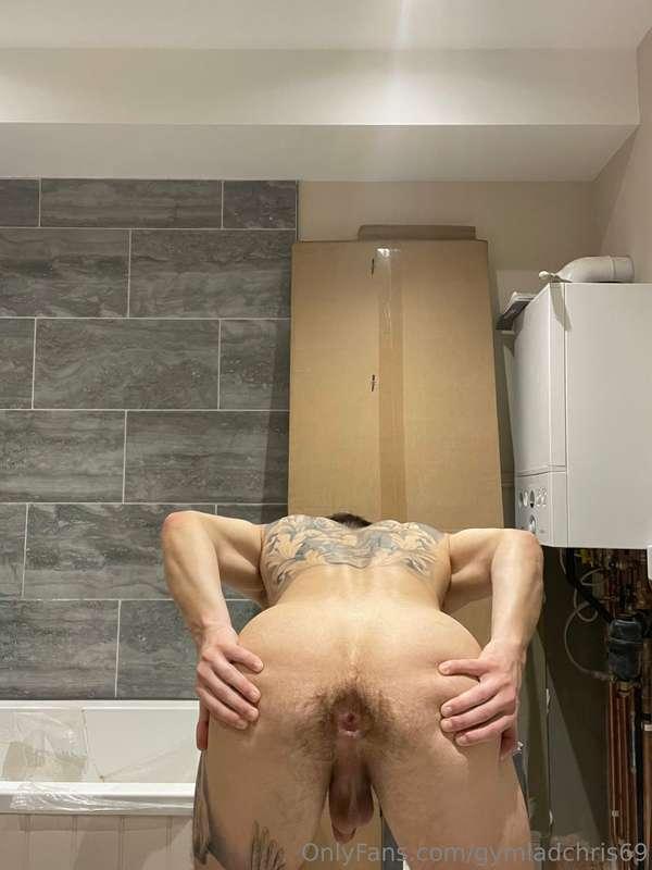 Dinner is served.  🍑