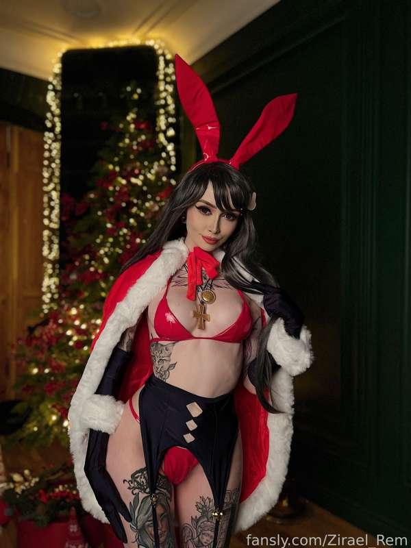 Backstage selfie set with Mai Sakurajima Xmas version ❤️ Available for all subs 