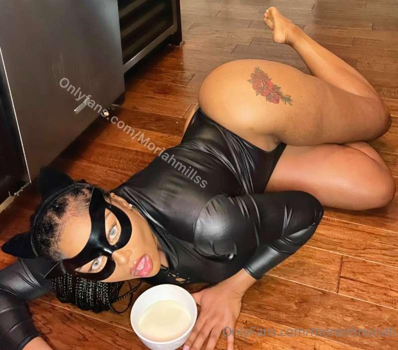 Can you come to @moriahmillss and feed me with your milky cu..