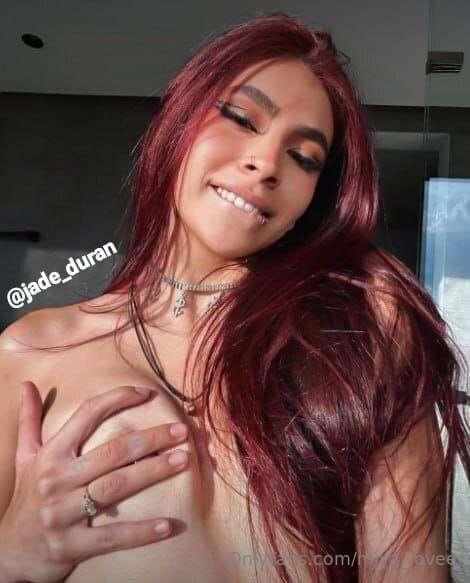 🔥💋 @jade_duran 💋🔥 Soaking my curvy body for you✨, Then I pul..