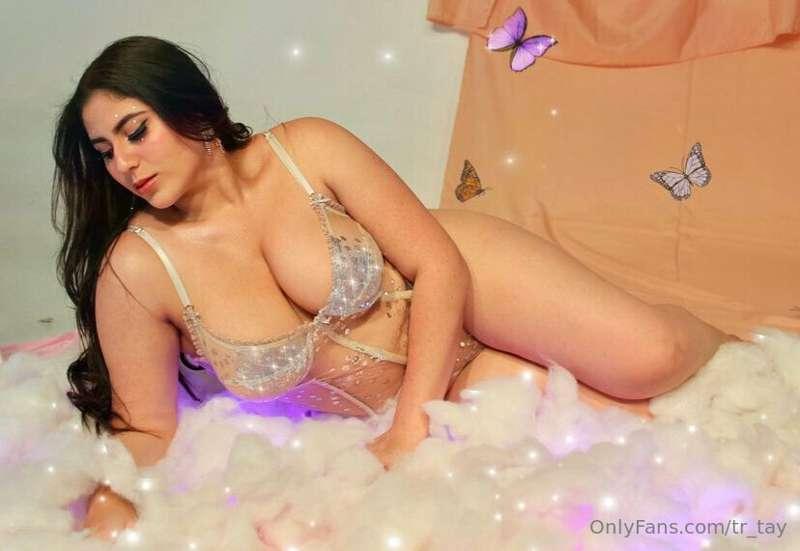 I am here to reveal ourselves 😋😋☺️