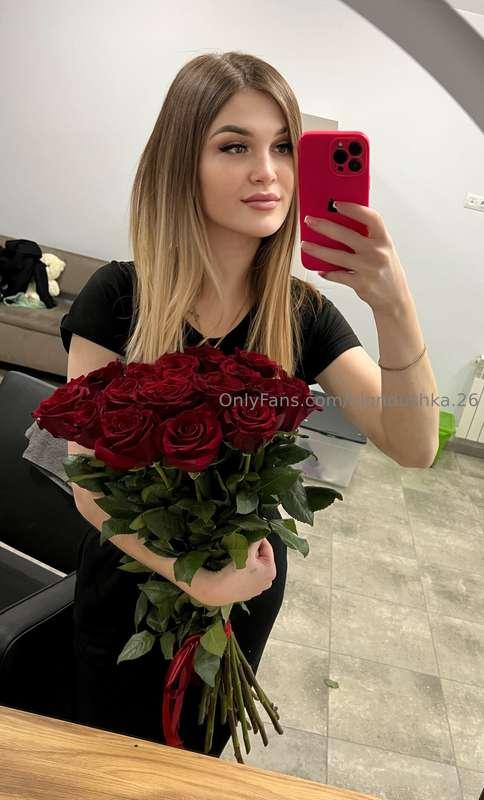 I love the abundance of flowers😉