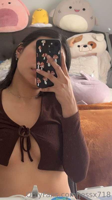 Hope everyone is having a good day!🥰 DM me to see the rest o..