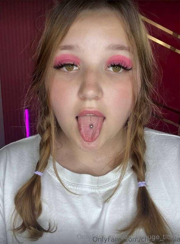 🔥SUBSCRIPTION @chubby_mia FREE ONLY NOW🔥This cutie would not..