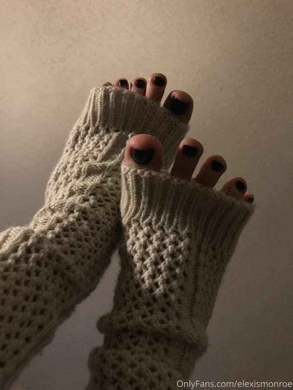 Something new for some new foot fetish content!! New this we..
