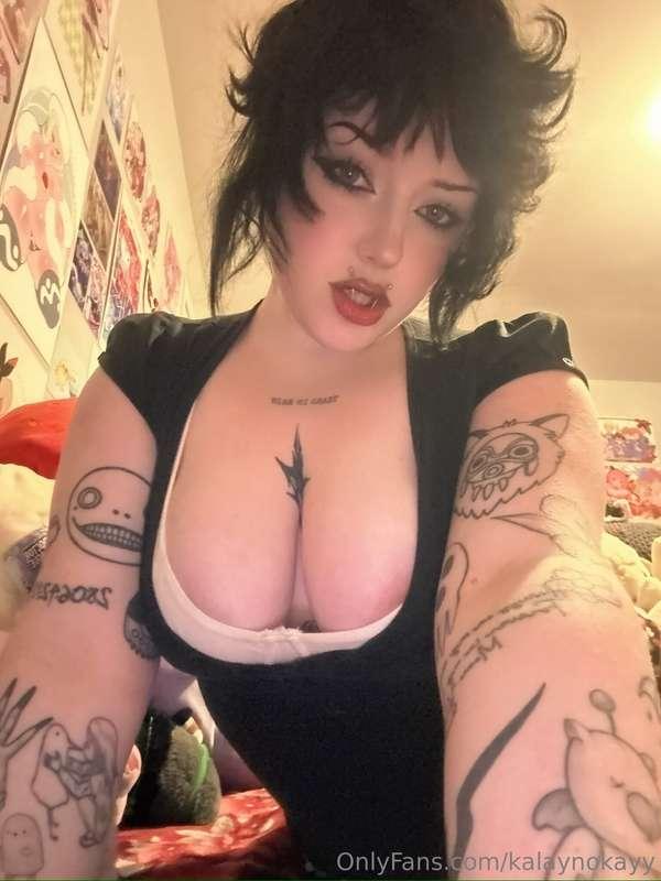 Do you want me on top of you? 💋