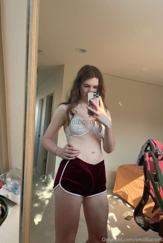 Do I look good in booty shorts? 🥰❤️🍑
