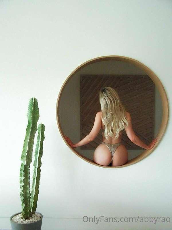 like my new wall art ? 😜