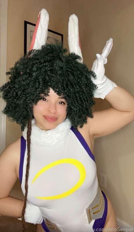             *Squeals* 
I have now received thee best xmas gift to exist!!!!
Look at it!!! I'm too fuggin adorable 🥰 💚 ✨ 
Recreation: Success!!!


💝 want to see your Senpai open special treats just from you? ⬇️ 
Throne wishlist: https://throne.com/afrosenpai
Amazon wishlist: https://www.amazon.com/hz/wishlist/ls/3ULYE3LP3GVVK?ref_=wl_share

#fyp #cutie #cosplay #afro #greenhair #mirko #deku #mha #bunny #bunnyhero #bunnysenpai #smile #multiracial #bisexual #giftme
