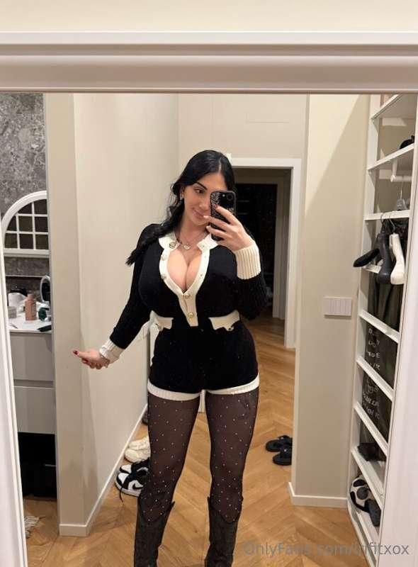 Dressed to impress but who’s worth undressing for? 😉