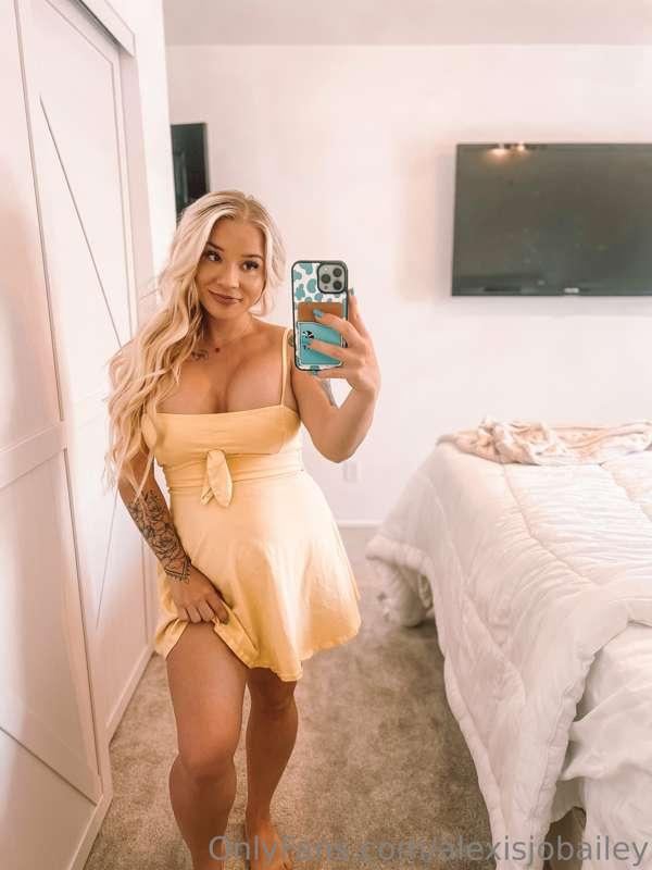 Better version here 😋😇 www.onlyfans.com/gr33dygirl