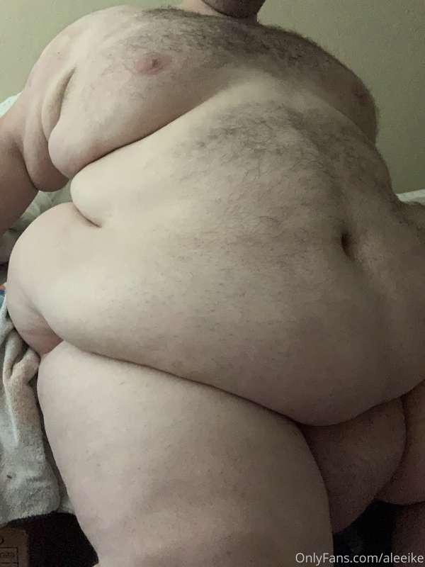 It’s Monday! I hope you all have an amazing week. 😉