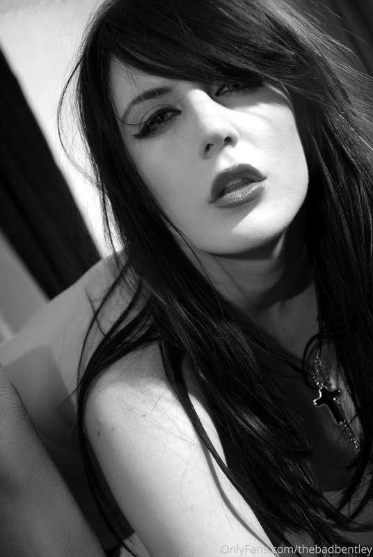 Check your DMs for part one of this spectacular goth erotica..