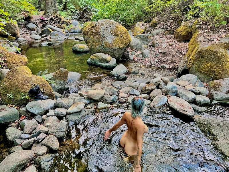 You’ll find me here most days. ✨🦋 Swipe👉🏻 To see a naked mer..