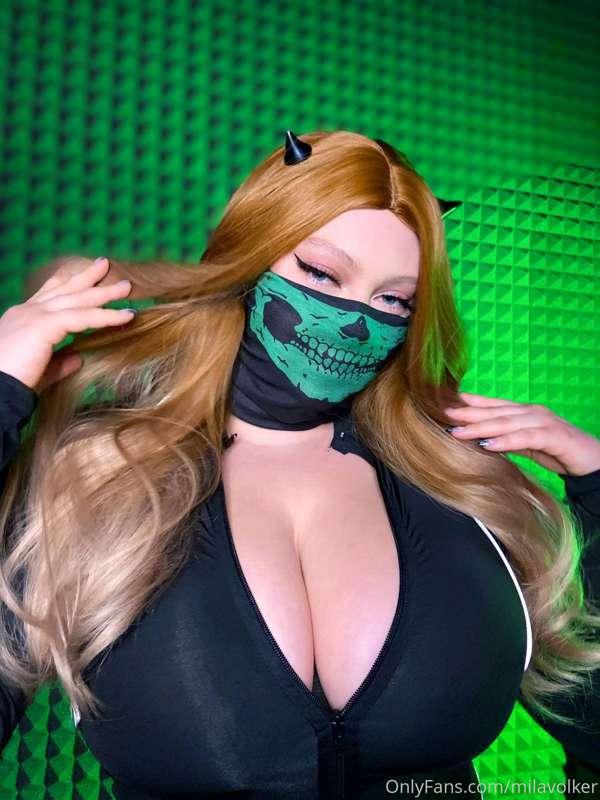 Should I... unzip? 😈