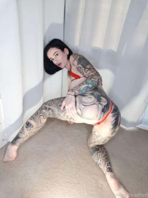 Easy access which one makes you wanna fuck me?