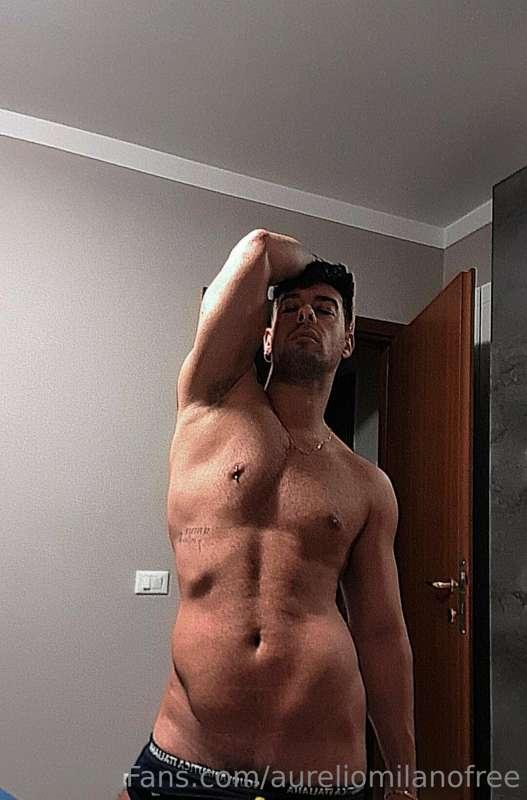 Senza mutande sul profilo VIP!😇😇