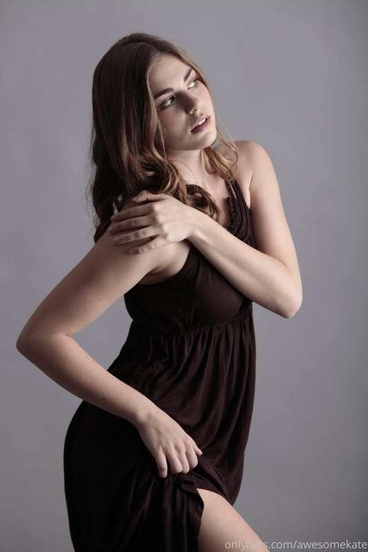 what do you like most about this photo? i think my eyes look..