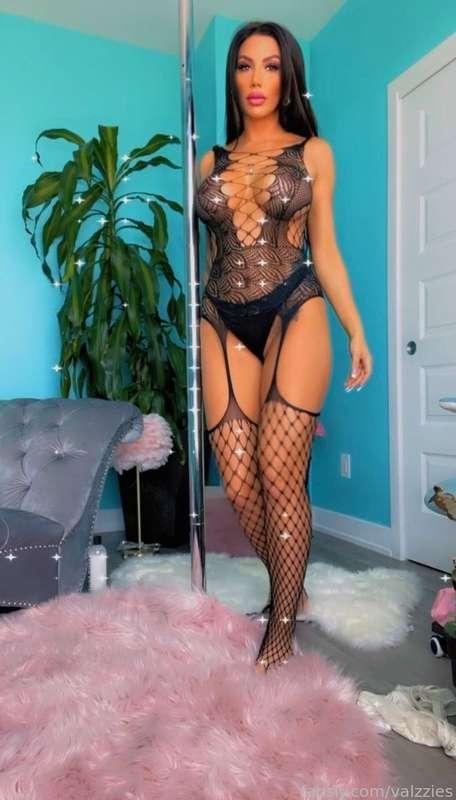 I’ll dance round your pole all night long 🍆😛

.#wet #pussy #horny #fyp