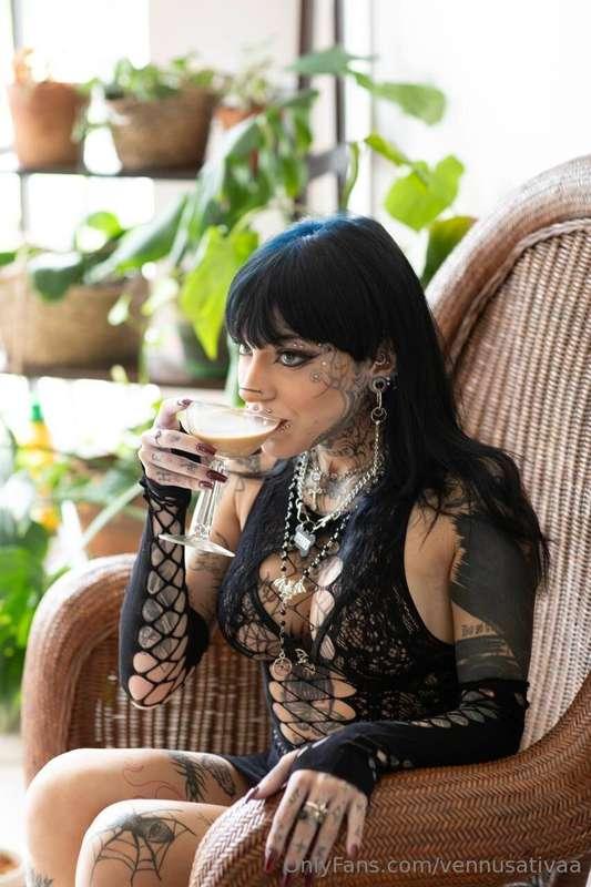 am i the only one who drink coffee from a cup? good morning ..