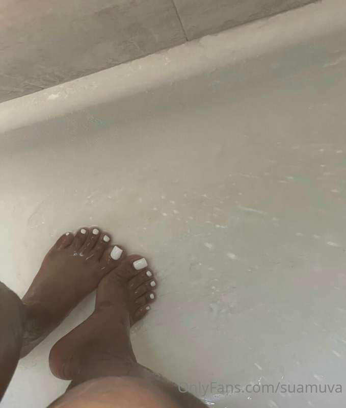 My feet are bomb ngl😍